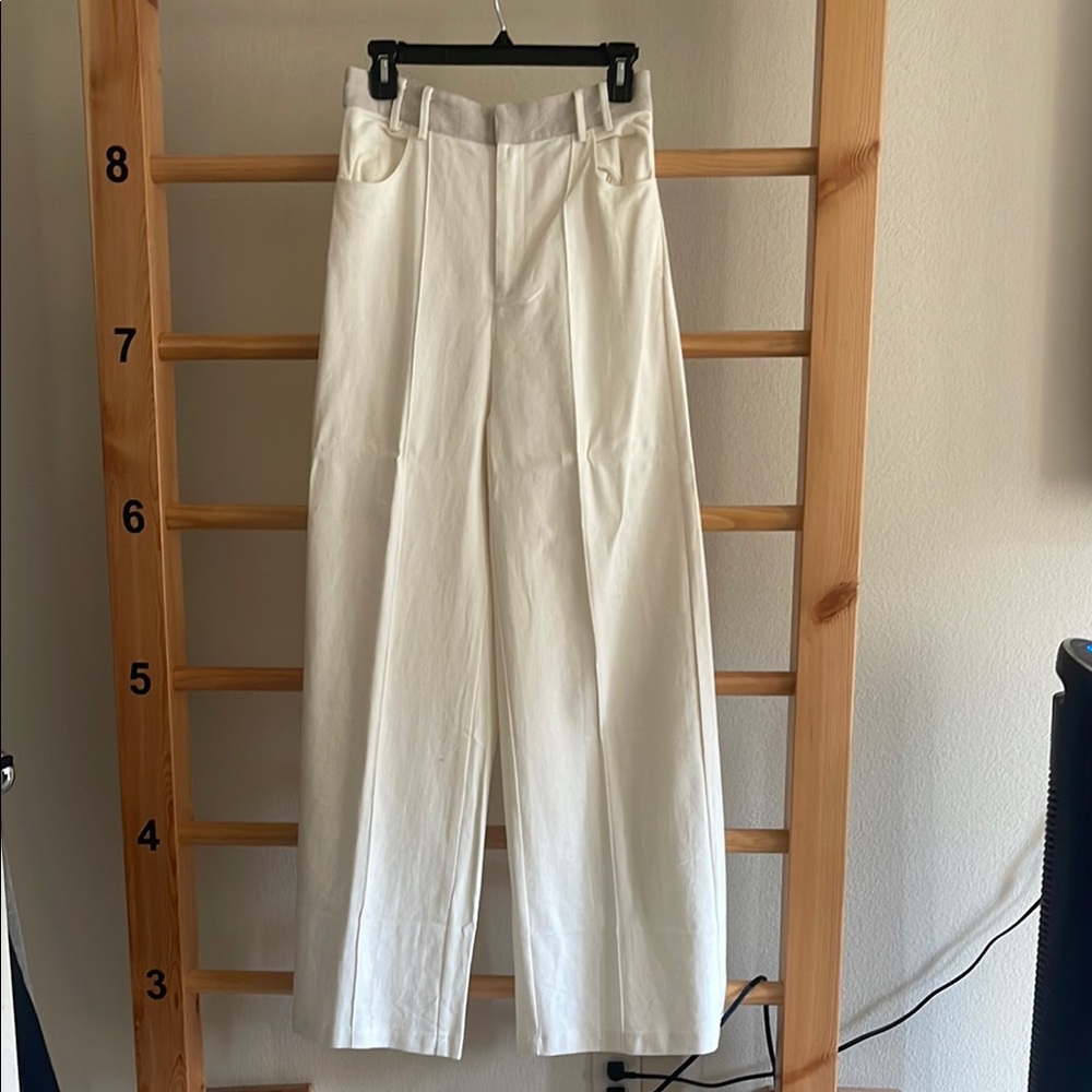 Meshki Off-White Garment